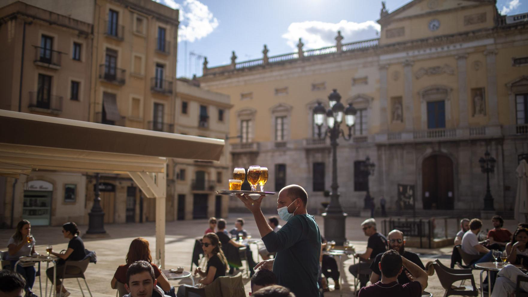 As nations reopen, warning emerges about virus tracing voids